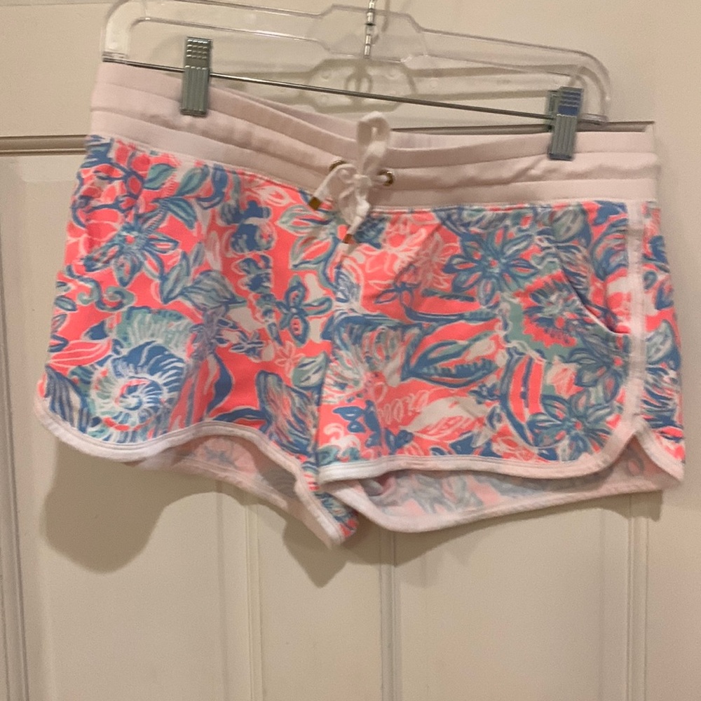 Lilly Pulitzer Shorts. Medium GUC